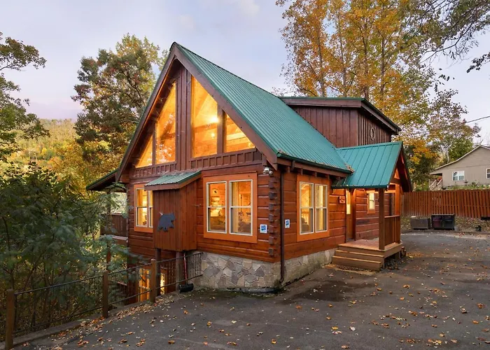 Cozy Bear Lodge Gatlinburg
